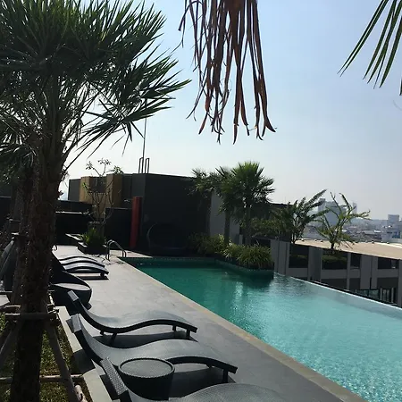 The Chezz By Apple & Frank Apartamento
